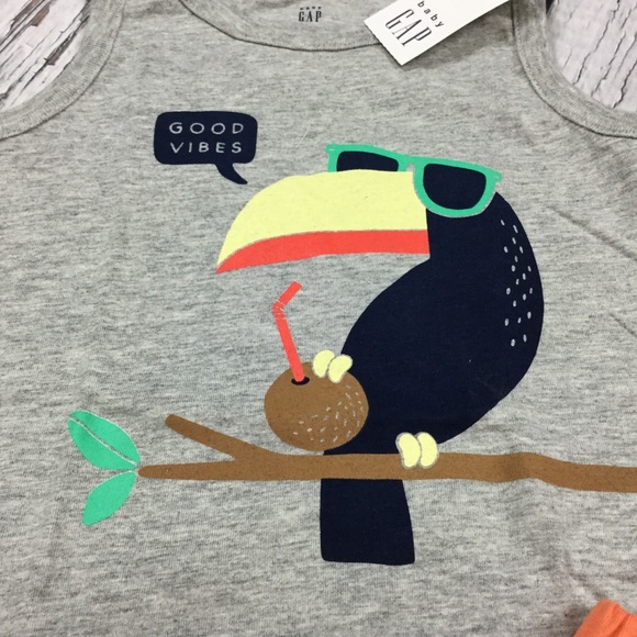 Gap Boys 0 3 Month Toucan Shorts Outfit - Picture 3 of 3